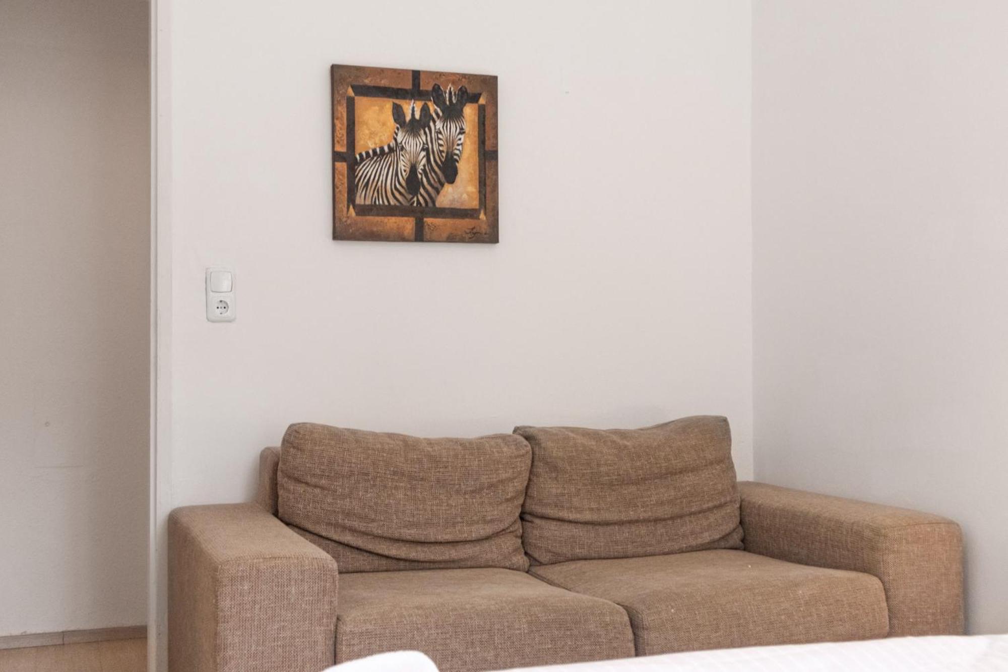 Pleasant 2br - Perfect For Long Wien