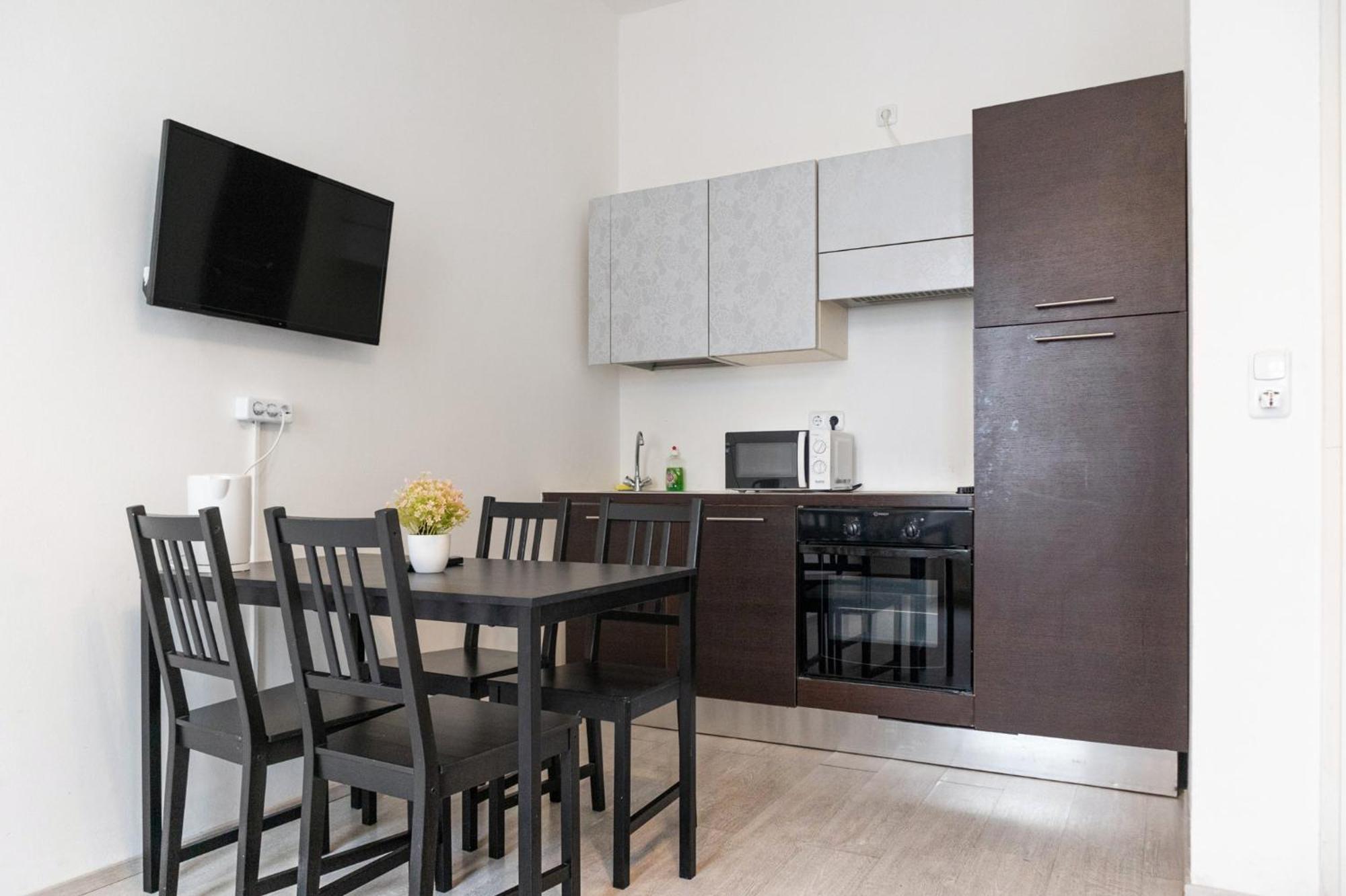 Pleasant 2br - Perfect For Long * Wien